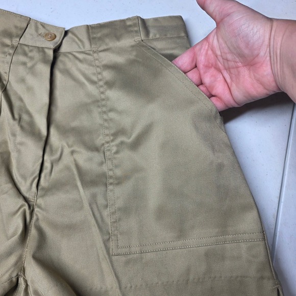 Vintage Woolrich Woman Khaki Espa Stretch Shorts Size 12 Pockets - Picture 9 of 9